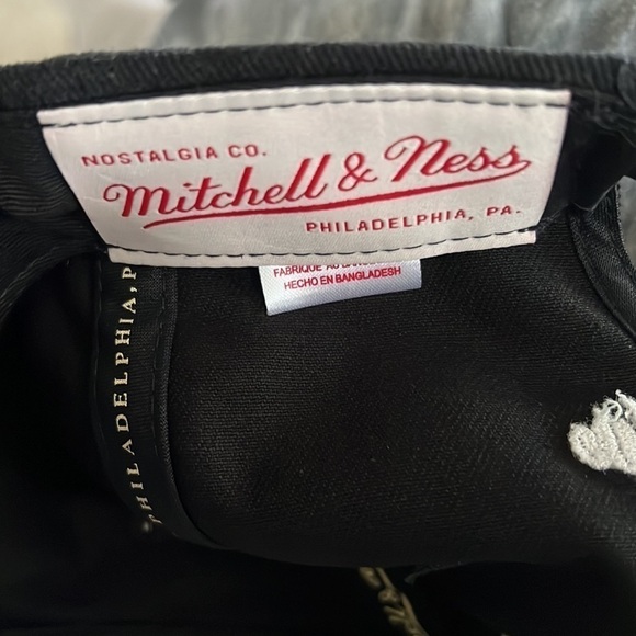 Chicago Bulls Back to Back 1992 Champions Mitchell & Ness Hat Snapback Jordan - Picture 5 of 5